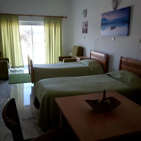 Osanto Residencial Geriatrica * Praia das Maçãs
