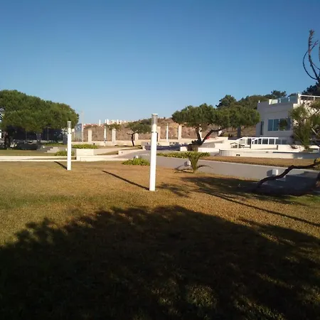 Osanto Residencial Geriatrica Ξενοδοχείο Praia das Maçãs