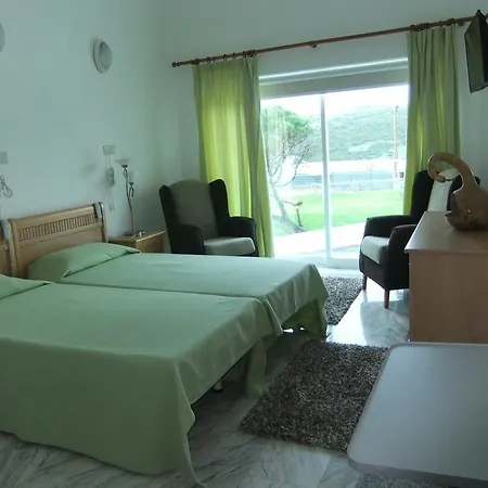 Osanto Residencial Geriatrica * Praia das Maçãs